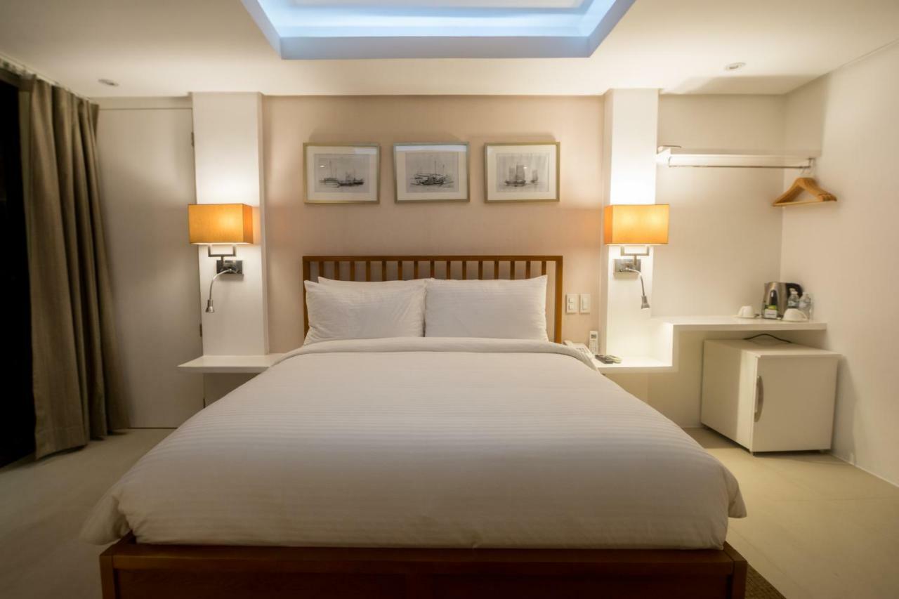 Inn Signature Boracay Blue