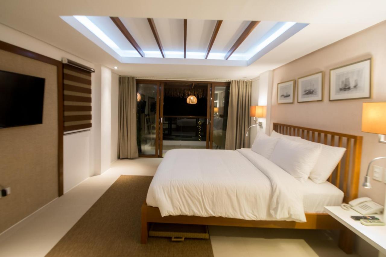 Signature Boracay Blue 4* Manoc-Manoc